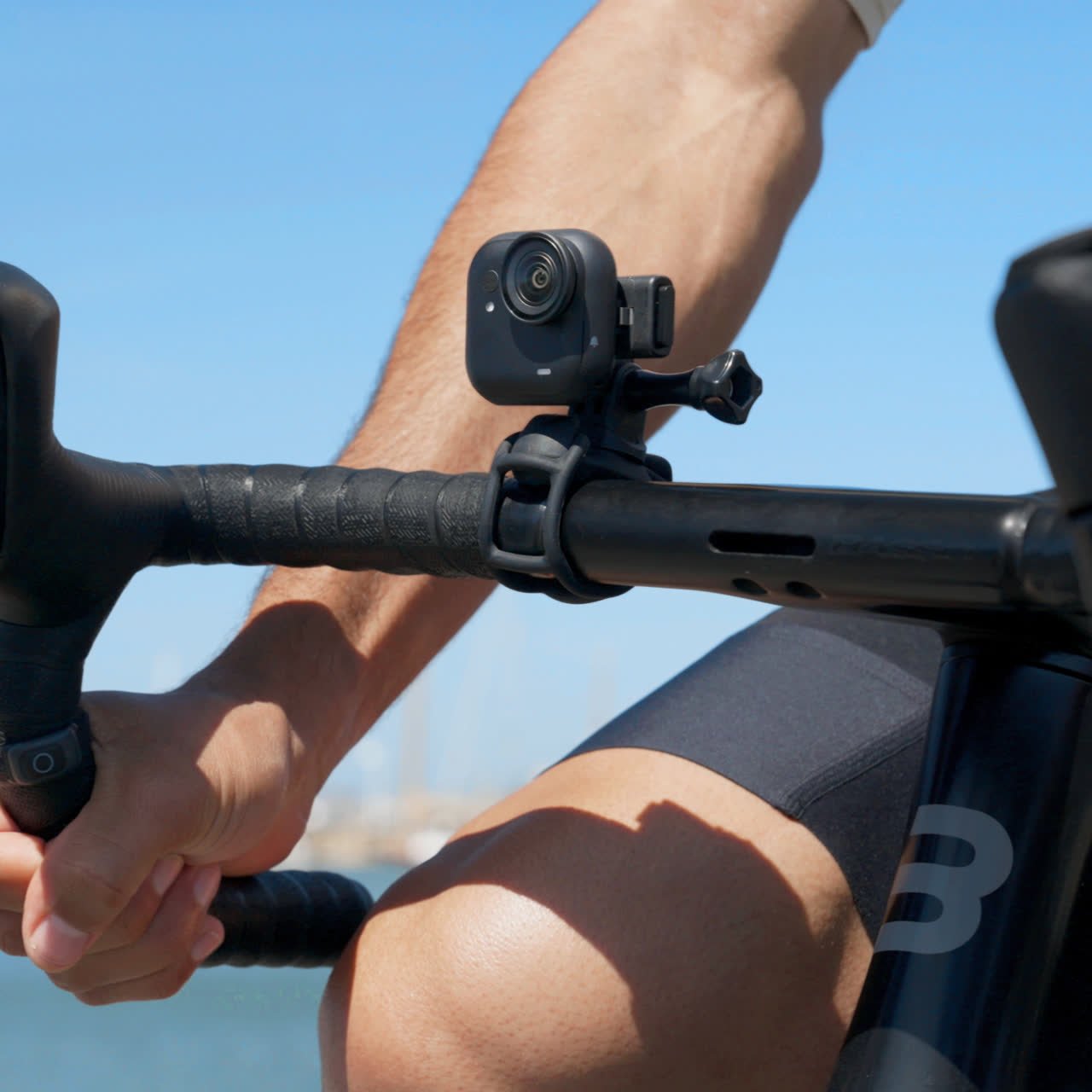 Insta360 GO Ultra Flexi Strap Mount - Insta360 Store - Image 7